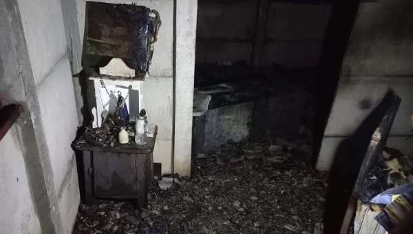 Terço e imagem de Nossa Senhora intactos após incêndio