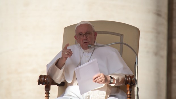 Pope-Francis-general-audience-Antoine-Mekry-ALETEIA