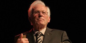 A morte do &#8220;Contrabandista de Deus&#8221;, fundador da maior obra mundial em prol dos cristãos perseguidos