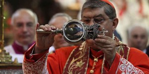 Milagre de São Januário já ocorreu 2 vezes este ano, mas arcebispo faz alerta