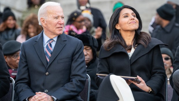 Tulsi Gabbard, ex-deputada do Partido Democrata