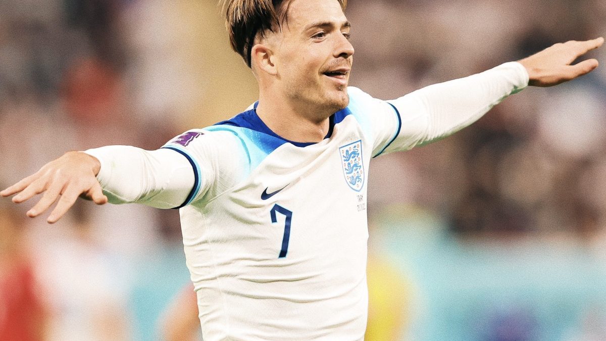 Jack Grealish dança ao comemorar gol na Copa