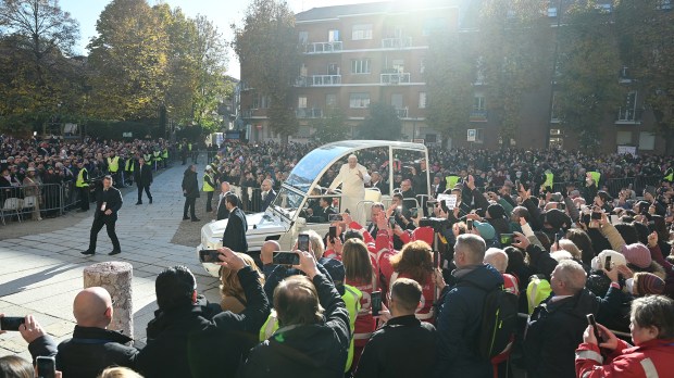 Papa Francisco em Asti, após visitar prima de 90 anos