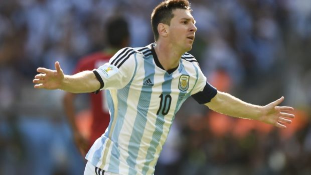 Messi em uma partida da Copa do Mundo de 2014
