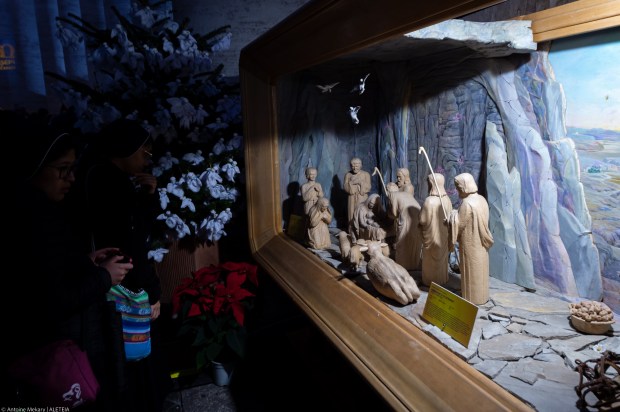 100 nativity scenes exhibition in St. Peter's Square December 08 2022