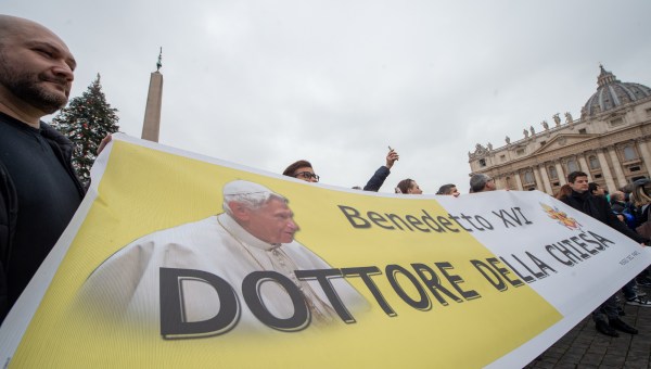 Pope-Francis-Angelus-prayer-at-St.-Peters-square-Jan-06-2023