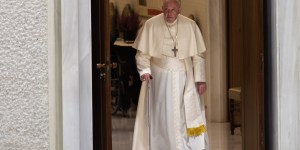 Papa: o mundo tem que redescobrir o que significa o casamento entre homem e mulher