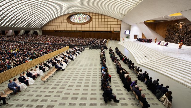 Pope-Francis-Audeince-Paul-VI-Hall-Jan-04-2023