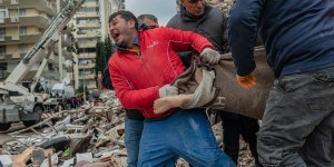 Oração de intercessão pelas vítimas do terremoto na Turquia e Síria