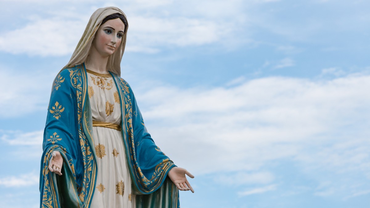 Virgem Maria no Céu