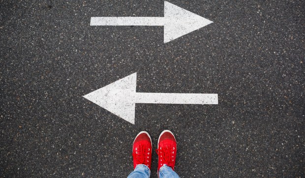 Corner Hero Image - Como a oração pode nos ajudar a tomar decisões cruciais?