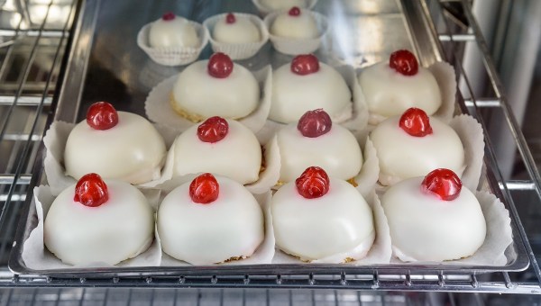 minne della Vergine, Sicilian sweets