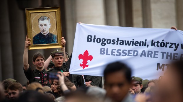 Fiéis da Polônia homenageiam o beato Stefan Wincenty Frelichowski