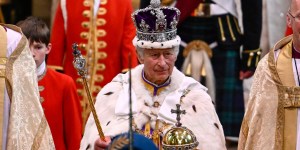 Elementos religiosos da coroação do rei Charles III