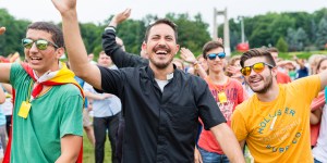 Voluntários da JMJ: a alegria de quem aceitou a missão de servir à Igreja e à juventude