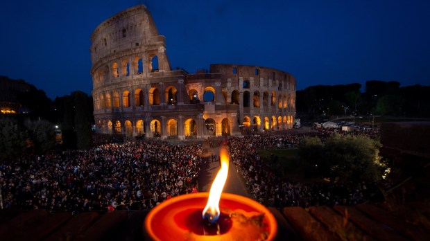Via Crucis no Coliseu na Sexta-Feira Santa de 2019