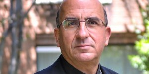 Bispo que sofreu bullying na infância faz alerta em carta pastoral