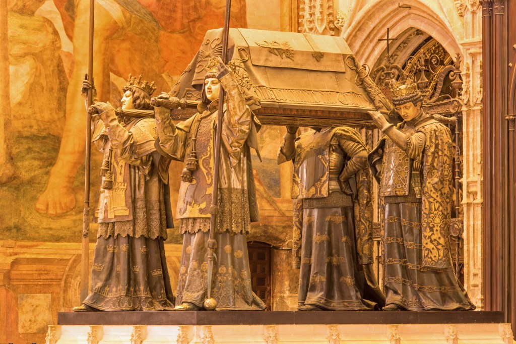 Túmulo de Cristóvão Colombo na Catedral de Sevilha