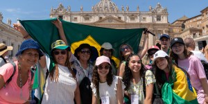 JMJ de Lisboa: Papa pede a cristãos que acompanhem sua viagem com oração