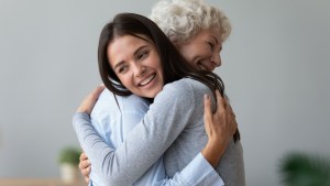 Grand-mère, vieillesse, petite-fille, famille