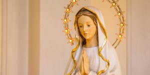 [VÍDEO] Terço das Sete Dores de Nossa Senhora