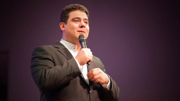 Padre Robson Oliveira