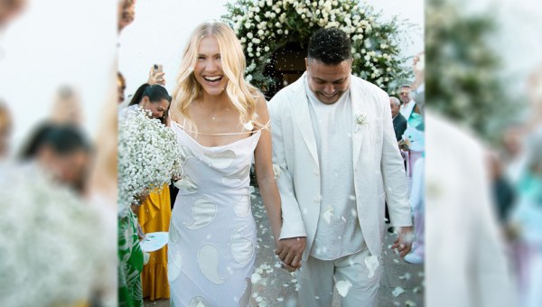 Brazilian-football-legend-Ronaldo-marries-his-model-fiance-Celina-Locks