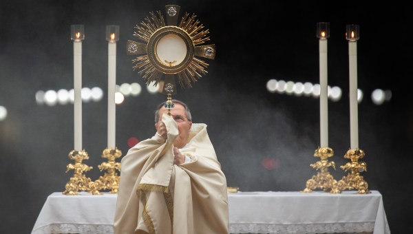 Eucharistic Adoration prayer St Peter's Square