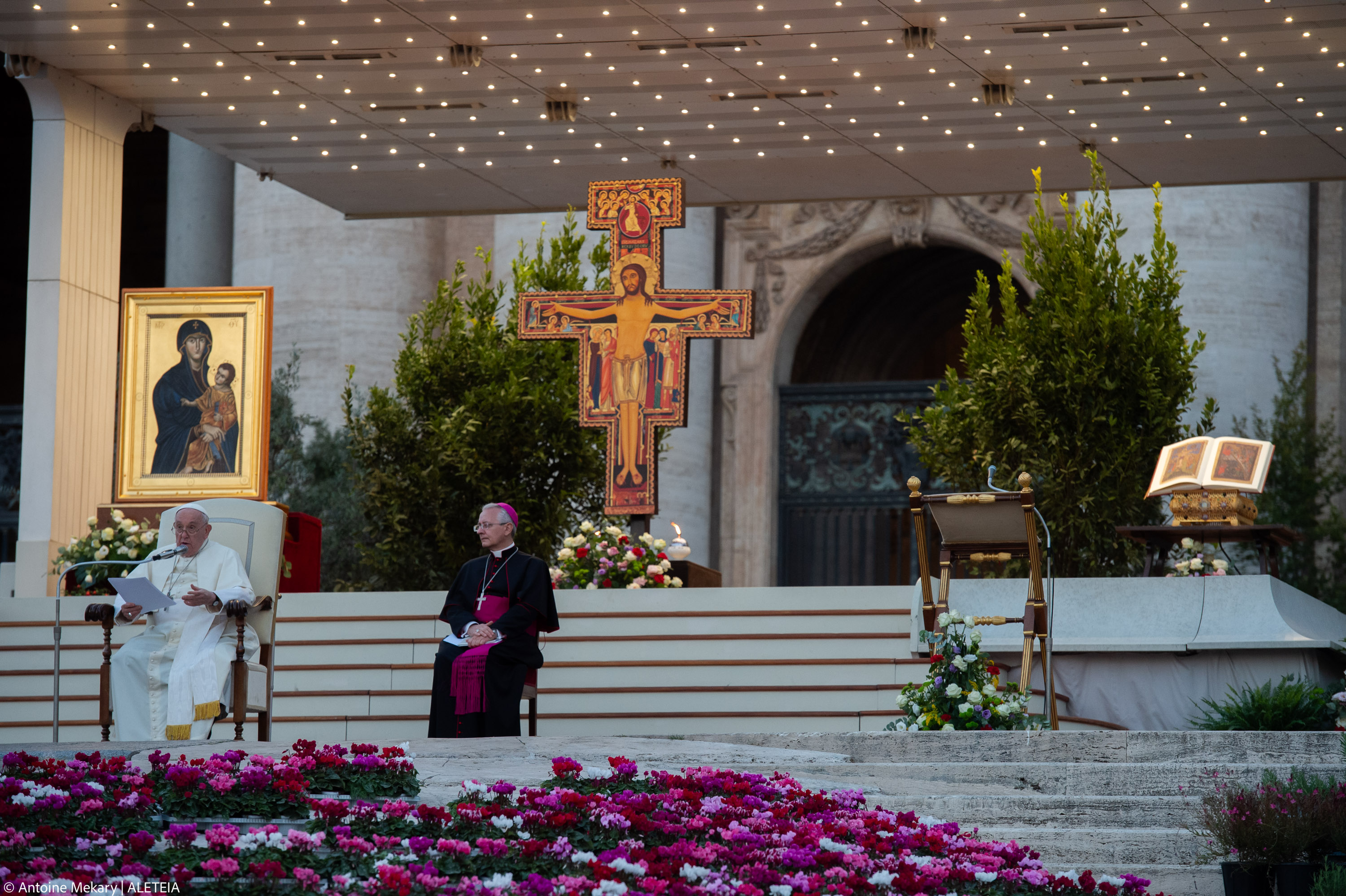 Pope Francis Vigil Prayer Protestants and Orthodox St. Peter's square