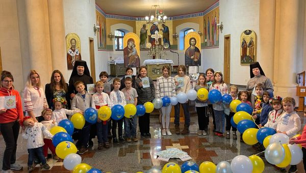 One-Million-Children-Praying-the-Rosary-Aid to the church in need