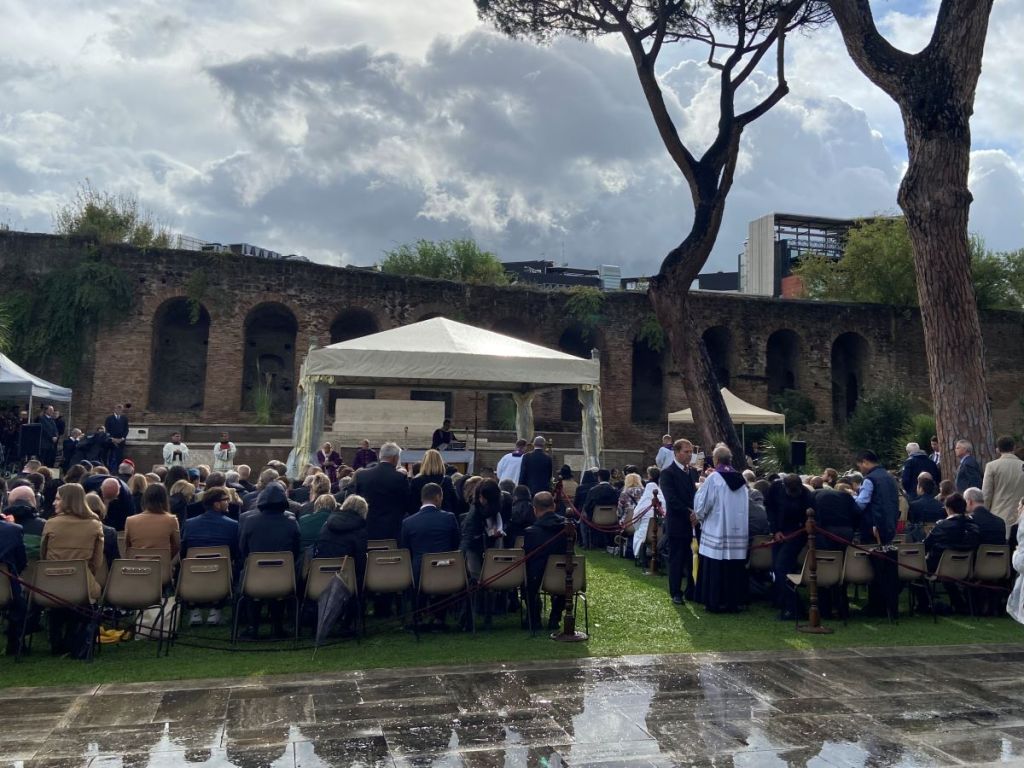 Papa Francisco no Cemitério de Guerra de Roma no dia de Finados em 2023