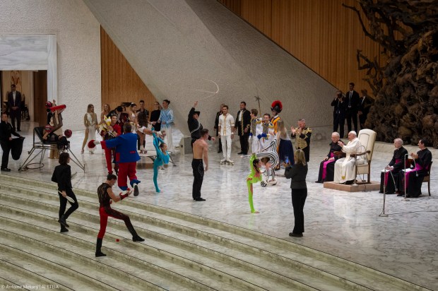 POPE-FRANCIS-AUDIENCE-PAULVIHALL-NOVEMBER-29