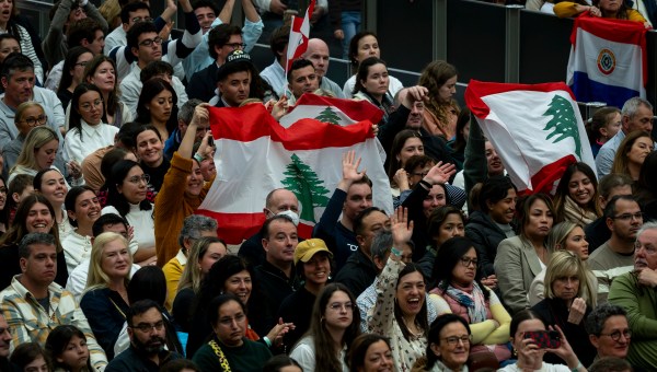 Corner Item Image - Por que os católicos devem ajudar os cristãos do Líbano