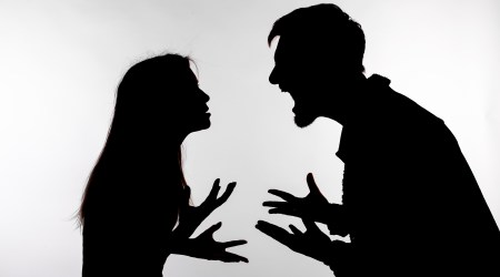 Por que você deve ignorar as imperfeições de alguém, segundo São João da Cruz