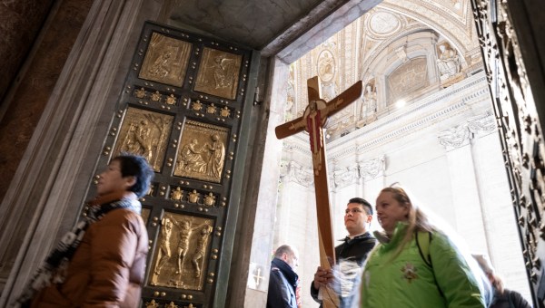 Corner Item Image - [VIDEO] Todas as Portas Santas de Roma estão abertas!