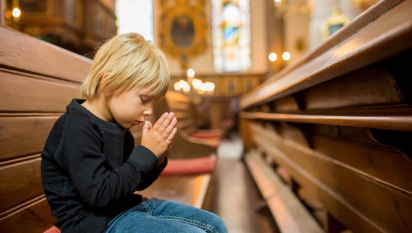 Corner Item Image - Gestos e posições para rezar na Missa 