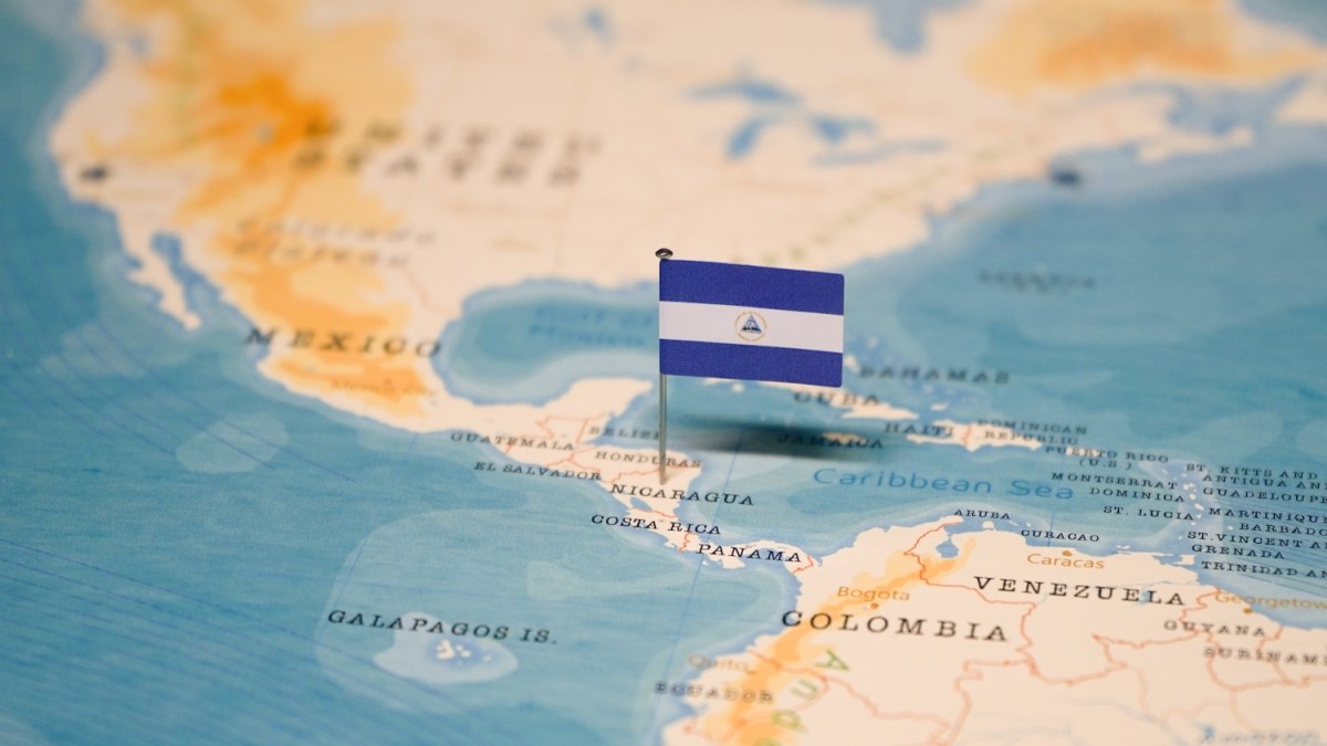 Nicaragua map flag