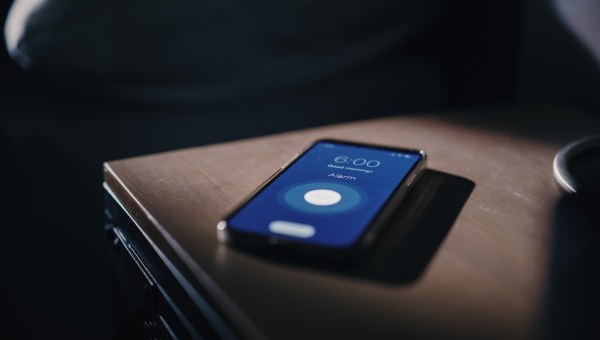 Corner Item Image - Boas razões para acordar cedo e deixar o telefone para trás