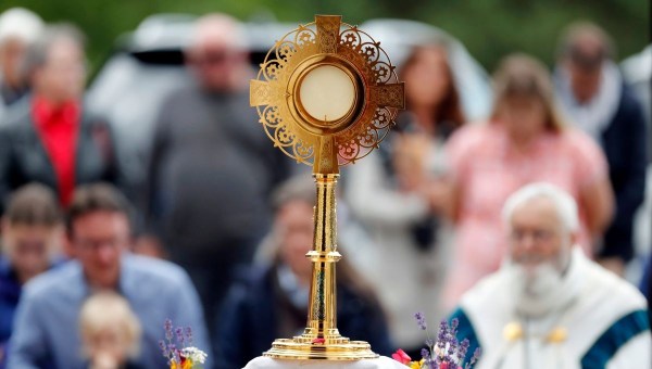 Corner Item Image - Uma celebração do século XII que ecoa em nossos dias