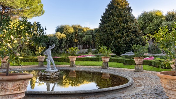 Corner Item Image - Leão XIV vai inaugurar o Borgo Laudato Si’ com Andrea Bocelli