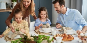 Como transformar cada refeição na família em um banquete para a alma