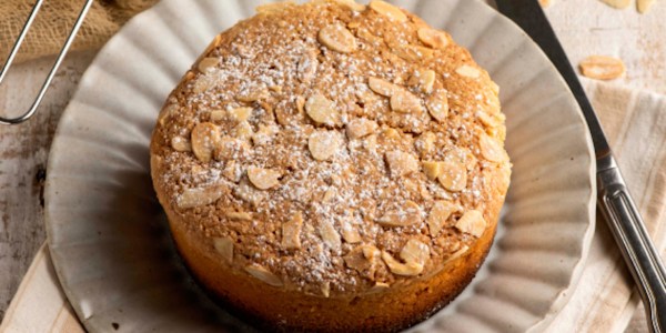 [Receita] Bolo de Amêndoas de Santa Rita de Cássia