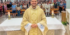 Padre Patrick, um caminho enfrentando a depressão 