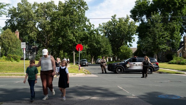 Corner Item Image - “Nossos professores eram heróis”, diz o diretor da Escola da Anunciação.