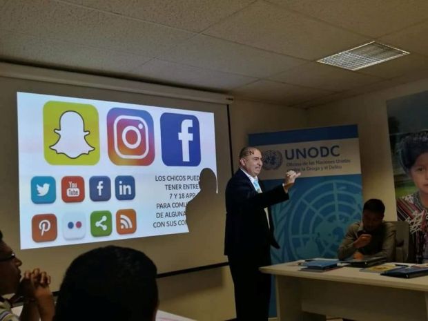 Uso de redes sociales