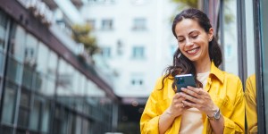 Como cuidar da caridade no WhatsApp e no mundo digital