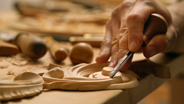 travail-menuisier-shutterstock