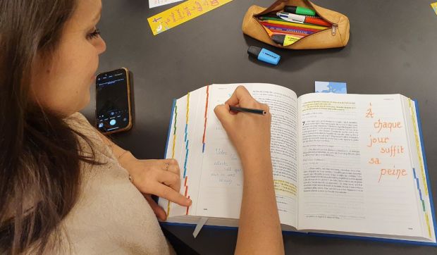 Corner Hero Image - Você já faz um diário para ajudar na leitura da Bíblia?