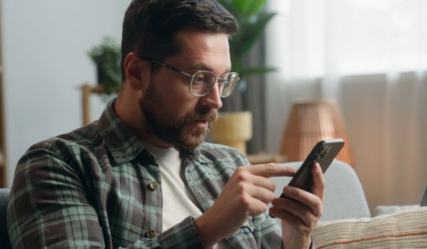 Corner Hero Image - Orações breves para fazer na próxima vez que você checar seu celular