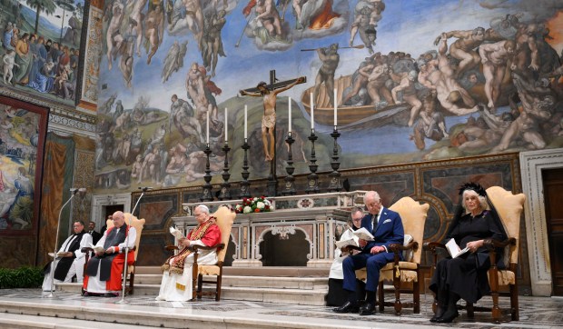 Corner Hero Image - Pela primeira na história: Papa e Rei rezam juntos na Capela Sistina